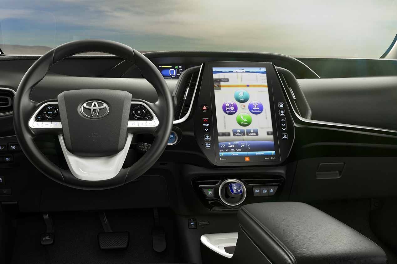 Toyota Prius Plug-In Hybrid 3