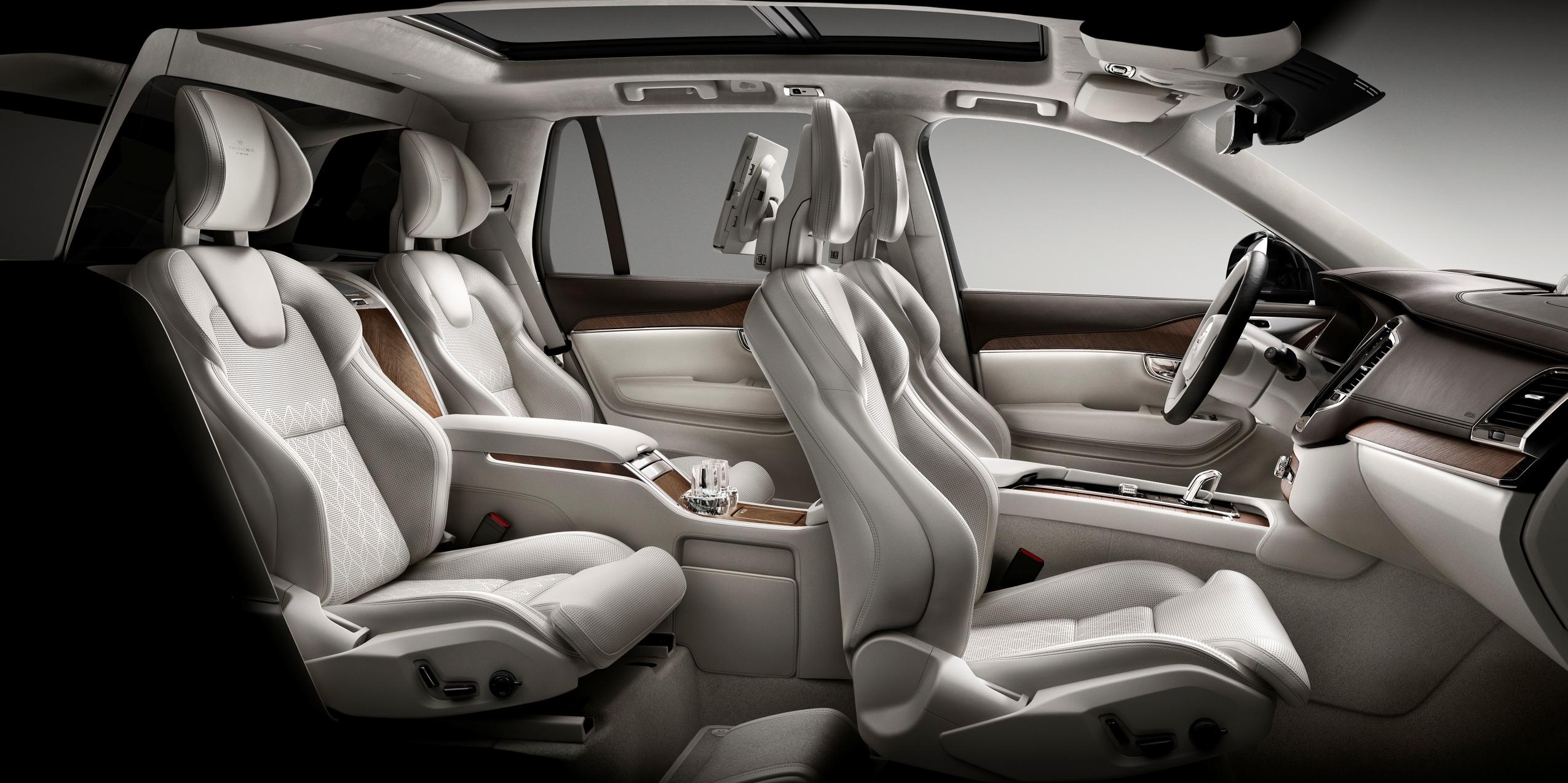 Volvo XC90 Excellence 3