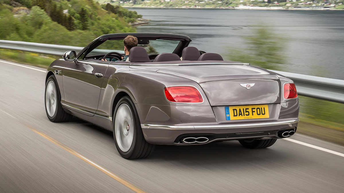 Los coches de Conor McGregor: Bentley Continental GTC