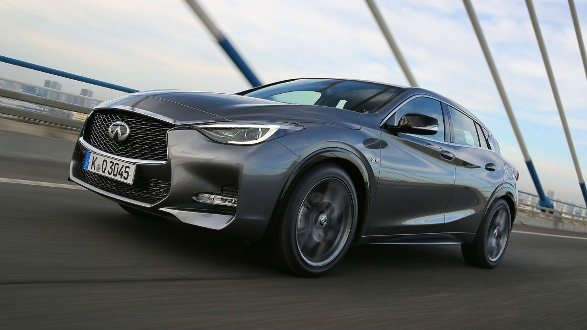 infiniti-q30-9