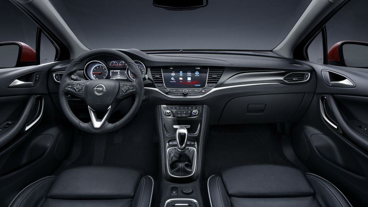 Opel Astra Interior