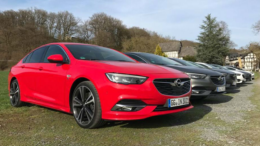 Opel Insignia, todas las versiones y motorizaciones del mercado