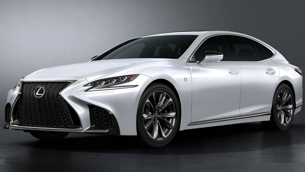 El nuevo Lexus LS 500 F Sport llega dispuesto a ofrecer un interesante compendio entre deportividad y elegancia.