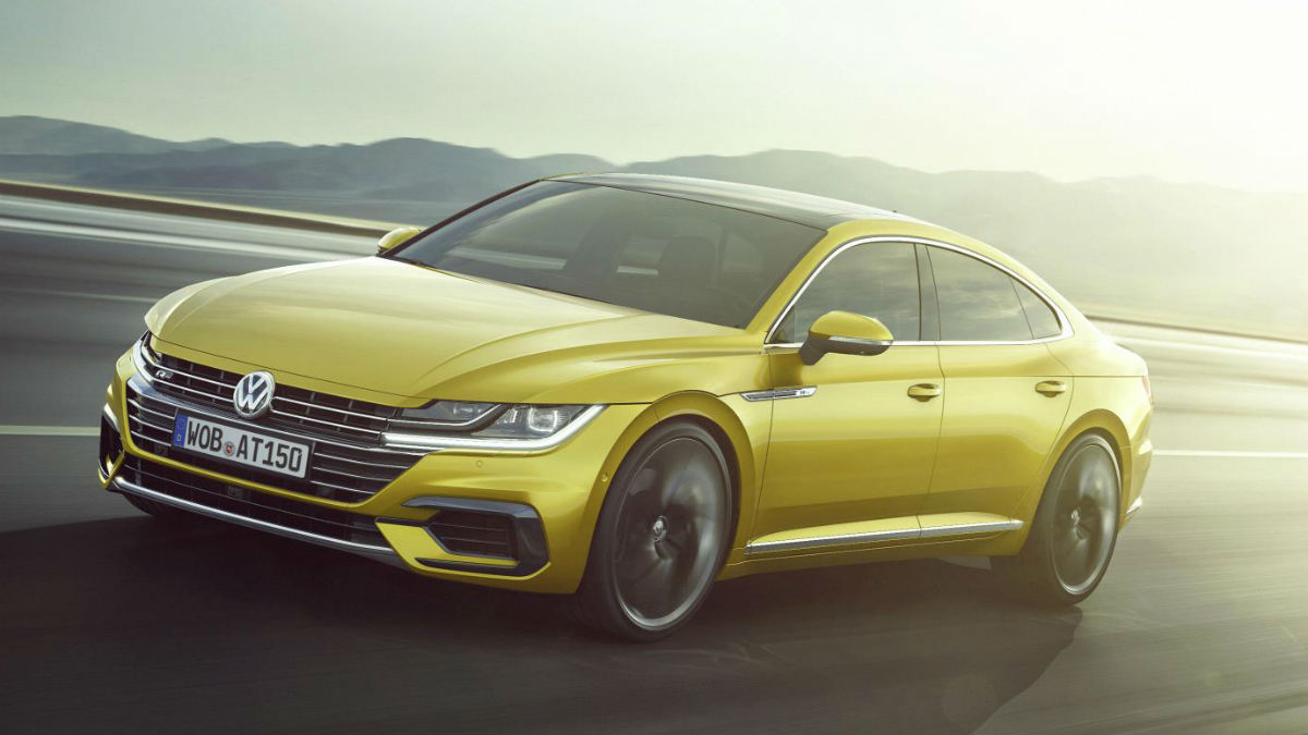 El nuevo Volkswagen Arteon llega en el mes de junio al mercado español por un precio de partida de 41.790 euros.