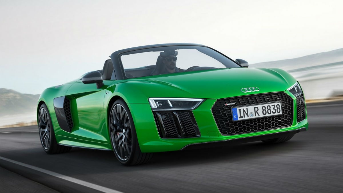 La versión más potente del Audi R8 Spyder, la V10 Plus, llega al mercado español cuando acabe el verano.