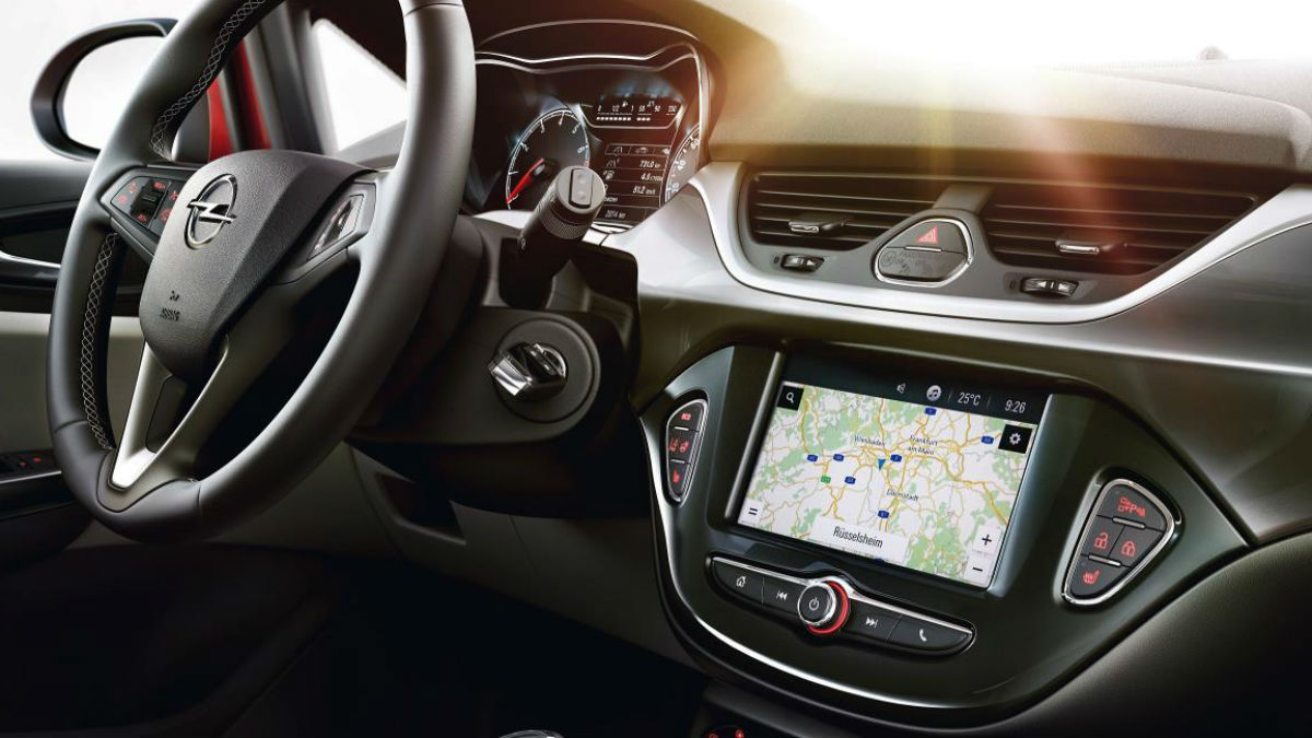 El sistema multimedia Navi 4.0 IntelliLink de Opel estará disponible desde ahora en los modelos Karl, Adam y Corsa.