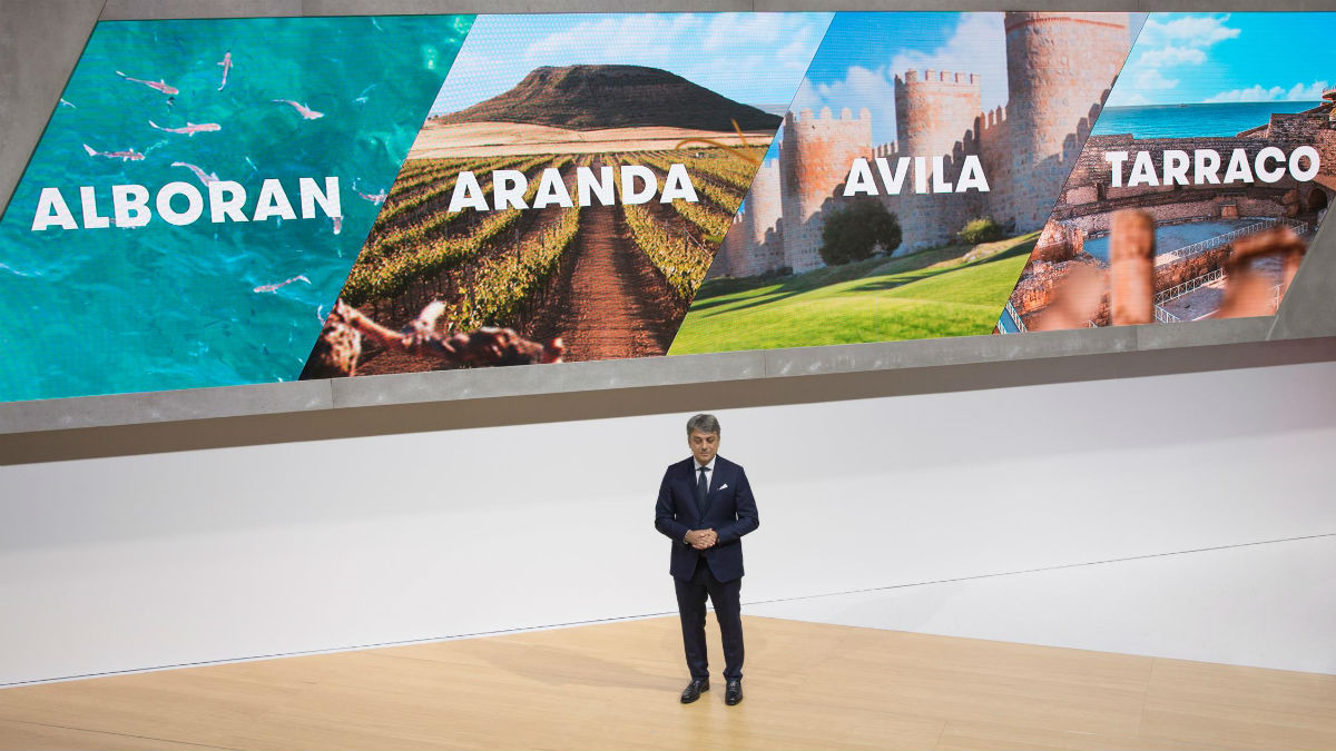 El presidente de Seat Luca de Meo ha anunciado los cuatro posibles nombres de entre los que saldrá el que finalmente lleve el nuevo SUV de la marca.
