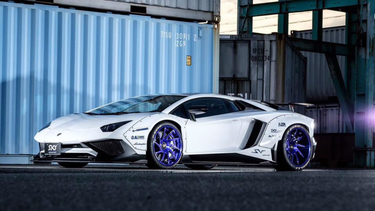 La estética de este Lamborghini es espectacular.