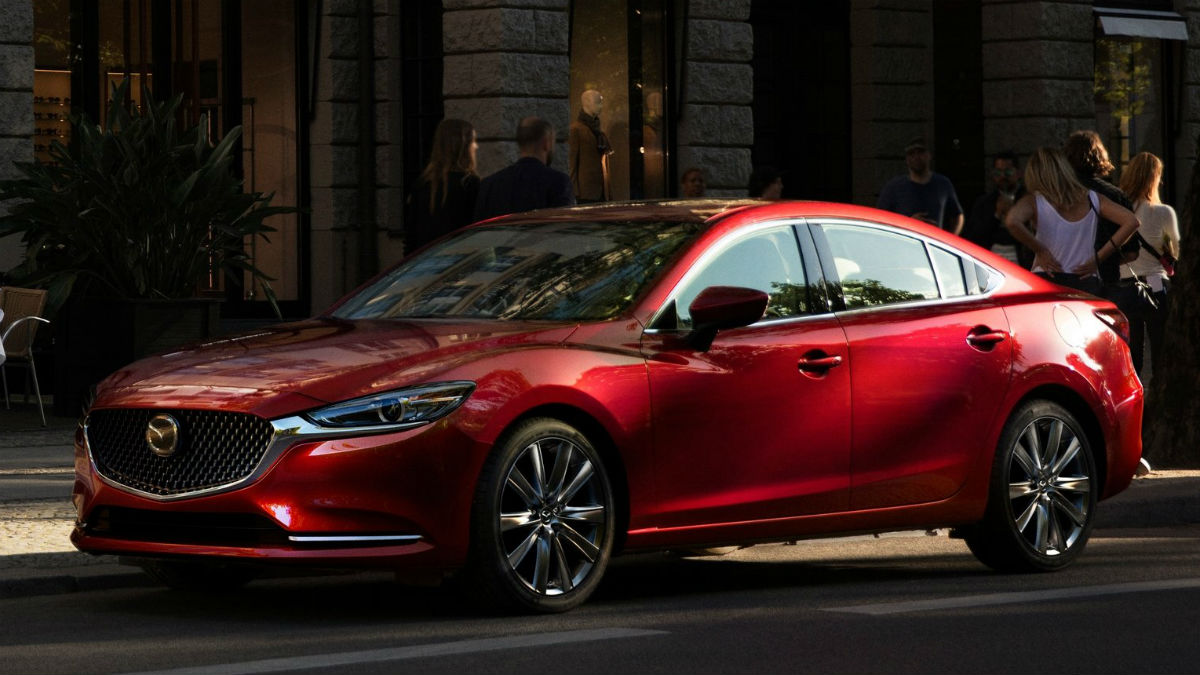 El Mazda 6 se renueva en todos los aspectos con el objetivo de seguir siendo una de las berlinas generalistas más interesantes del momento.
