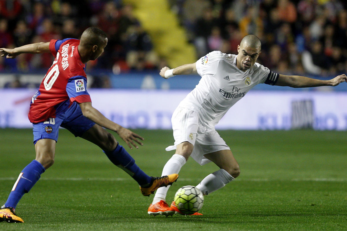 Pepe fue titular ante el Levante. (AFP)