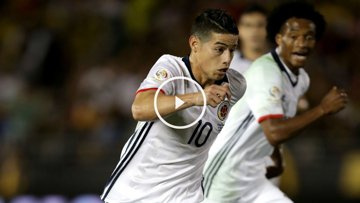 James Rodríguez, en el partido contra Paraguay. (AFP)