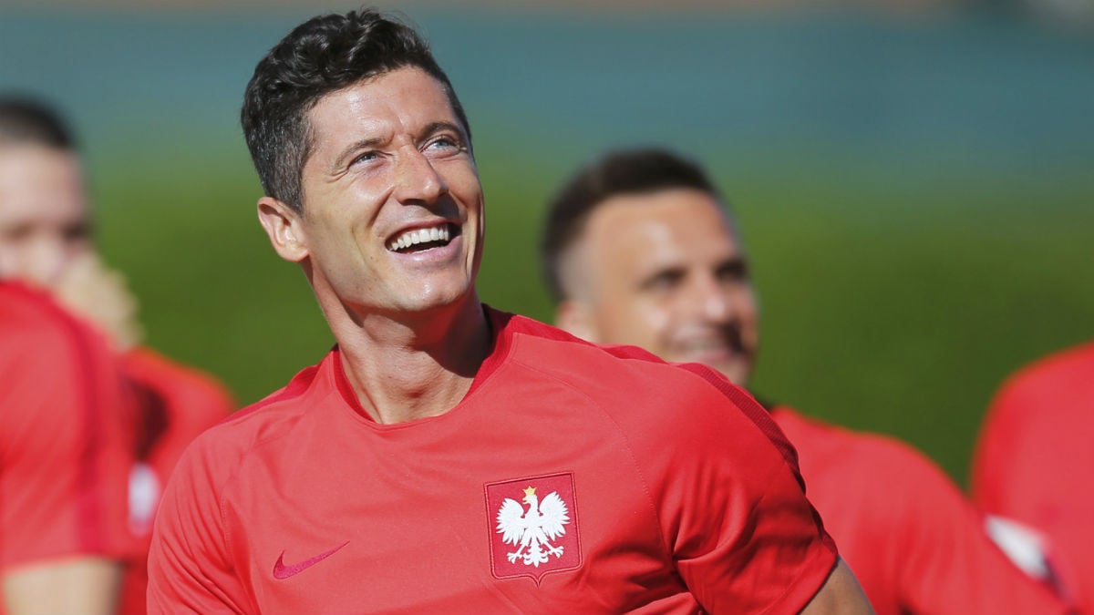 Lewandowski, en un entrenamiento con Polonia. (Reuters)