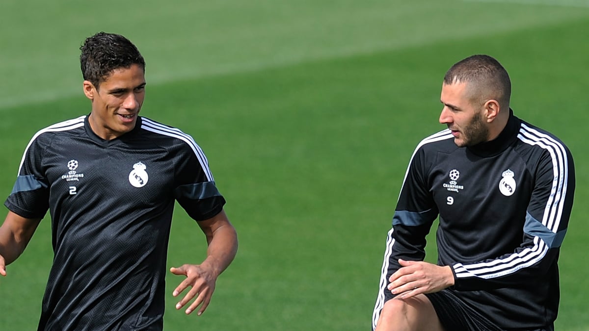 Benzema y Varane, durante un entrenamiento del Real Madrid.