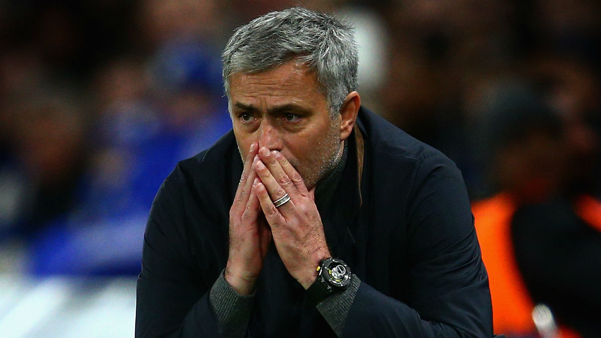 Mourinho, durante un partido. (Getty)