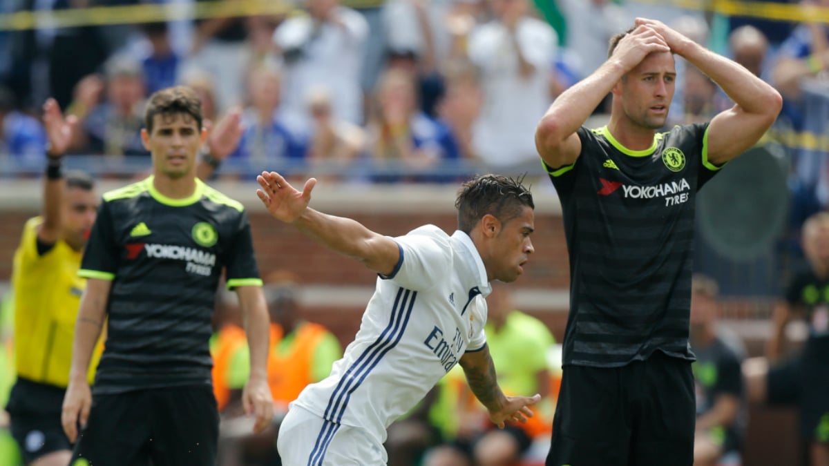 Mariano celebra su golazo ante el Chelsea. (AFP)