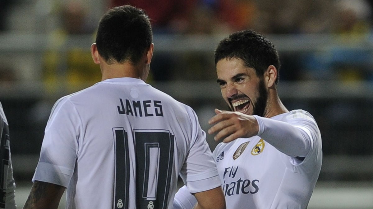 James e Isco celebran un gol en un partido de Liga. (AFP)