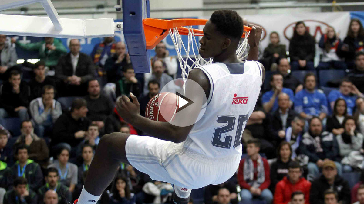 Así juega Usman Garuba, la futura estrella que pule el Real Madrid en su cantera