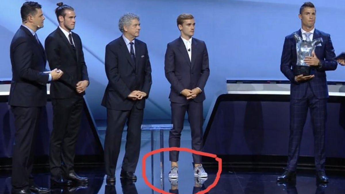 Los pantalones pesqueros de Griezmann causaron sensación en Mónaco.