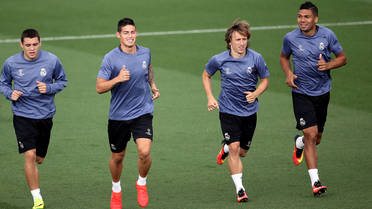 Kovacic, James, Modric y Casemiro, durante un entrenamiento.