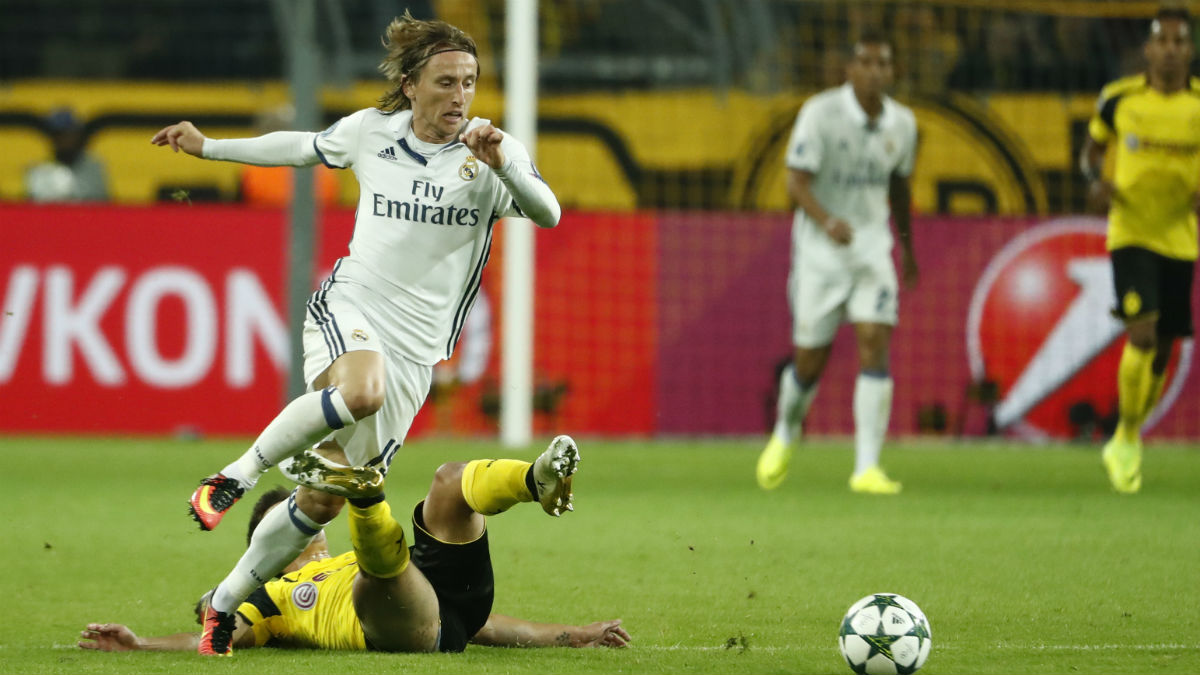 Luka Modric, en el partido contra el Dortmund. (AFP)