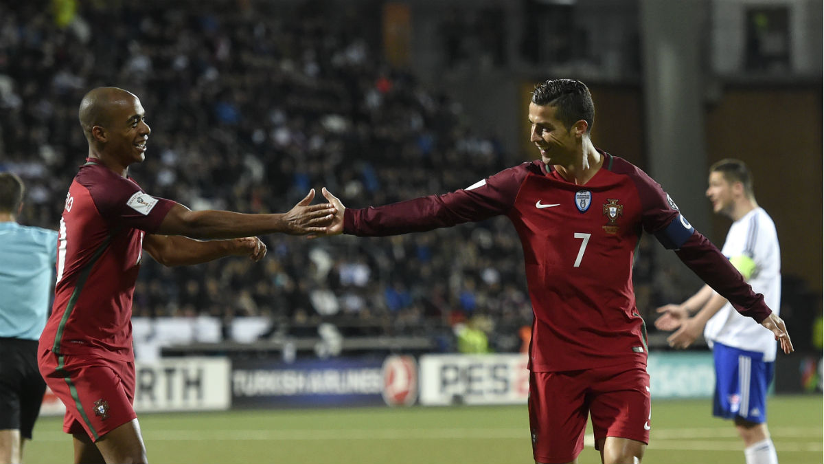 Cristiano celebra su gol ante las Islas Feroe. (AFP)