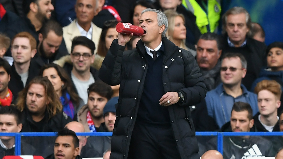 Mourinho durante el Chelsea-United. (Getty)