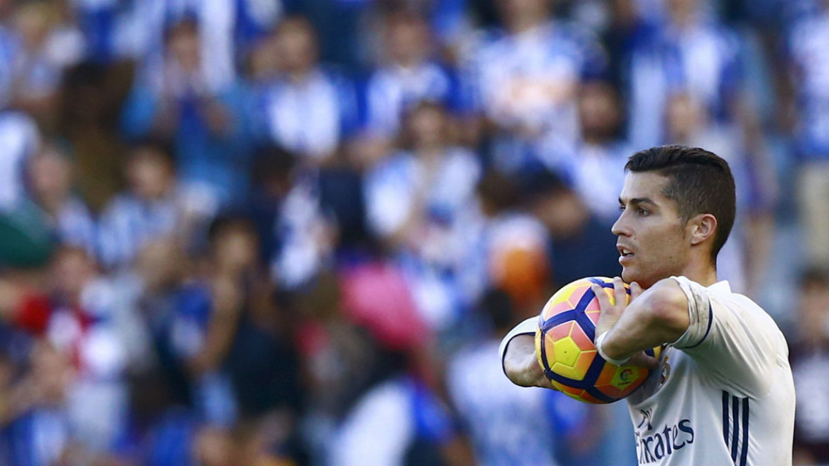 Cristiano, antes de tirar el penalti. (Getty)