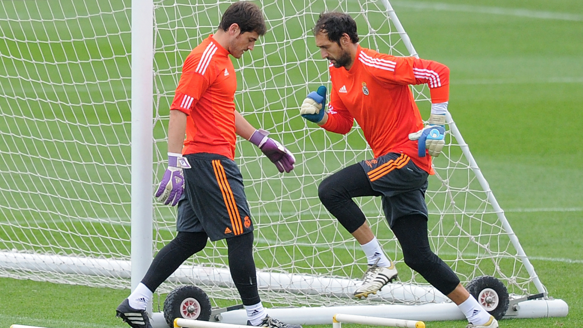 Diego López y Casillas, en su etapa en el Real Madrid. (Getty)