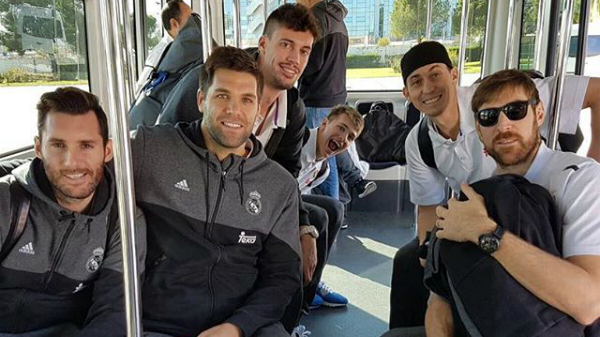 Los jugadores del Real Madrid, antes de partir hacia Moscú. (Instagram)