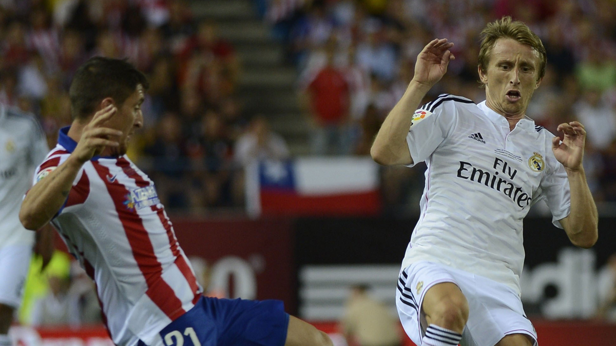 Modric y el Cebolla Rodríguez, durante la vuelta de la Supercopa de 2014.