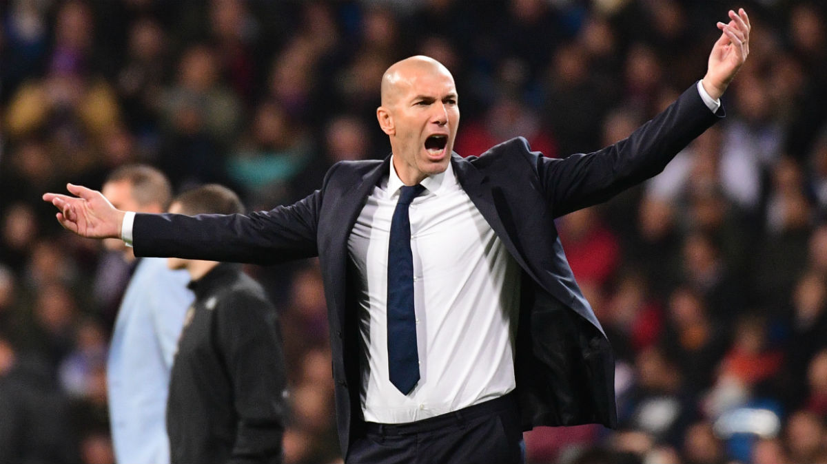 Zidane, en e partido ante el Deportivo. (AFP)