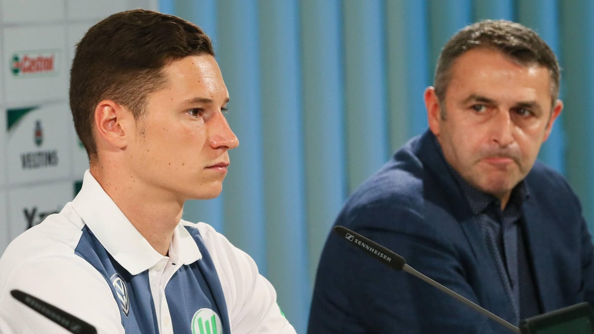 Klaus Allofs y Draxler, en rueda de prensa.