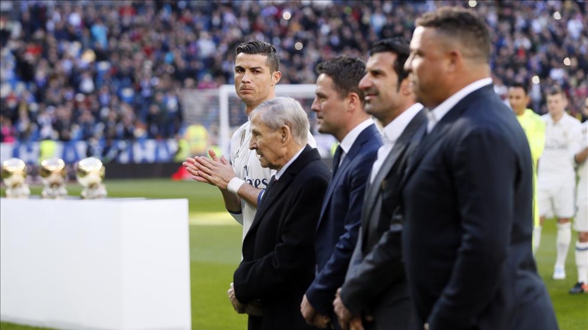 Las leyendas con Balón de Oro del Real Madrid. (EFE)