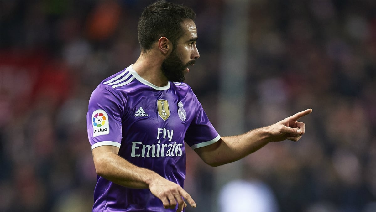 Carvajal durante el choque ante el Sevilla. (Getty)