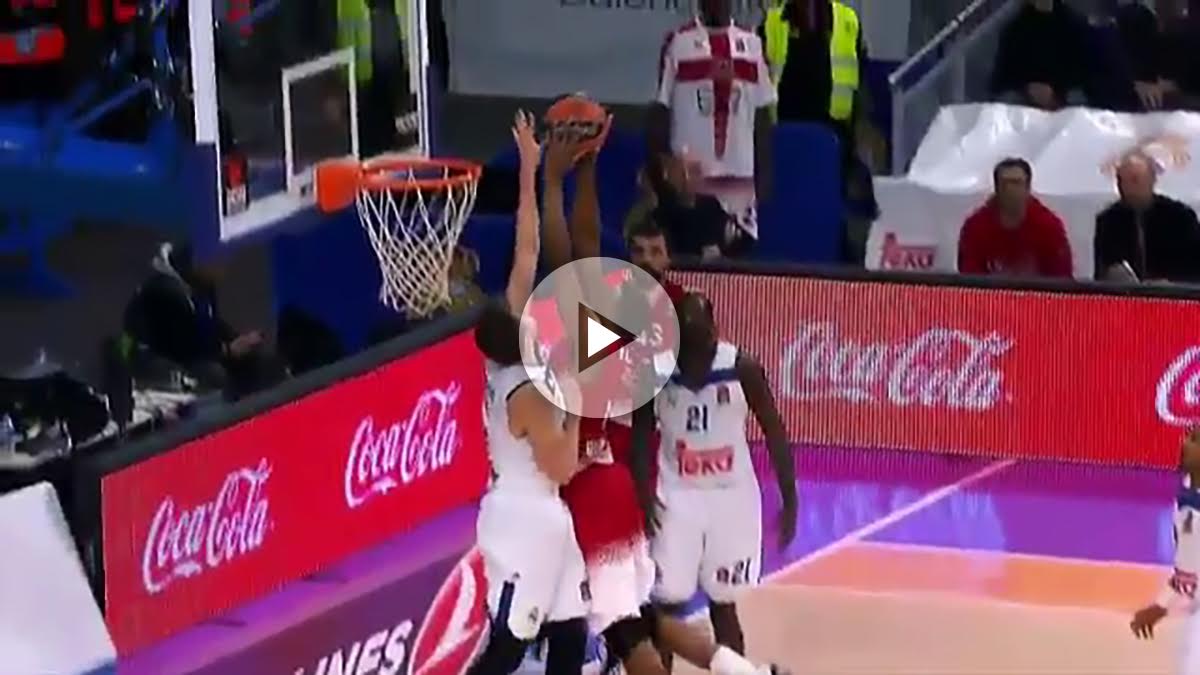 Luka Doncic hizo el mejor tapón de la Euroliga en enero.