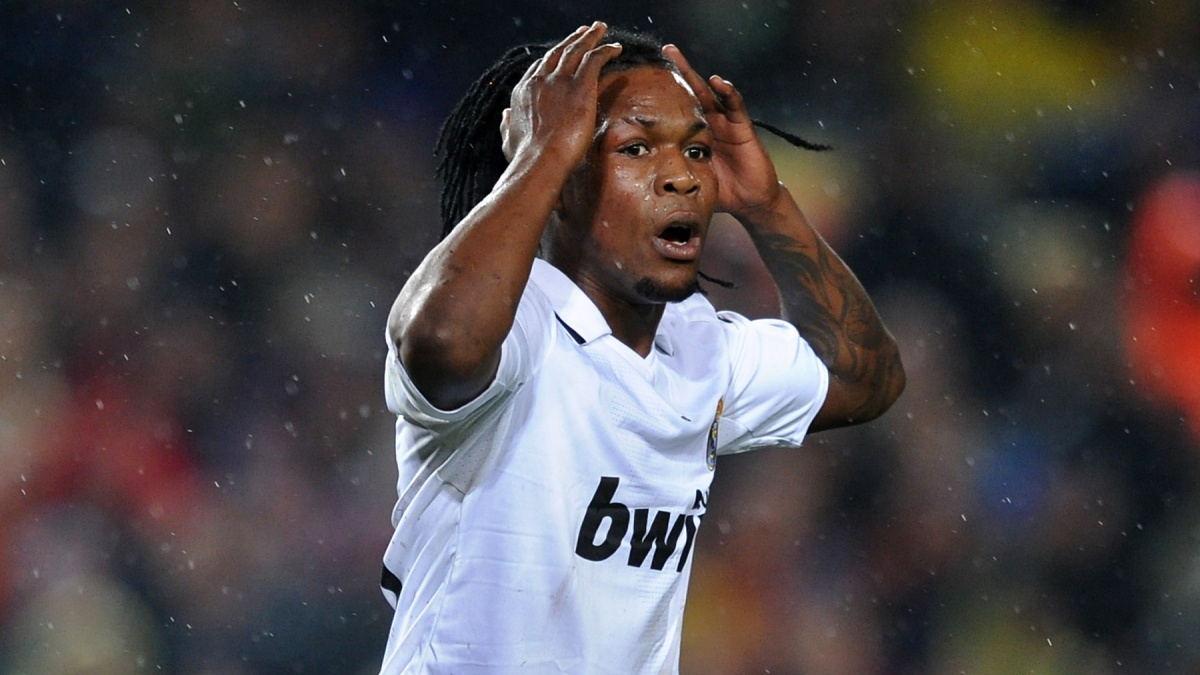 Drenthe se lamenta tras su mítico fallo ante el Barcelona