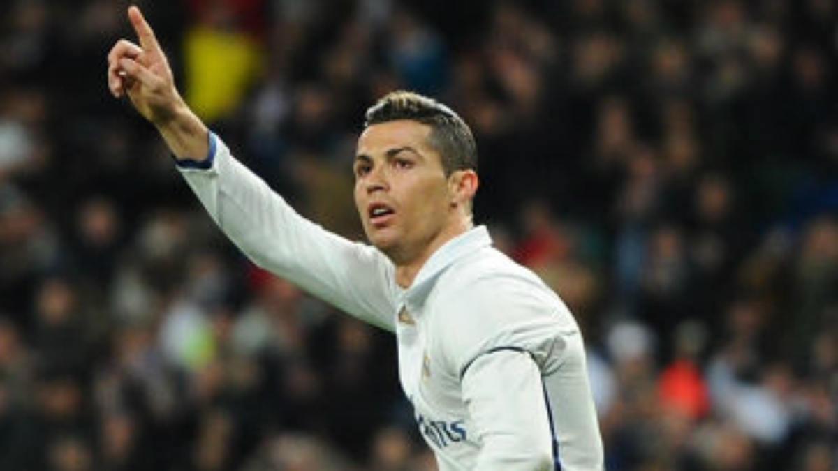 Cristiano Ronaldo celebra un tanto.