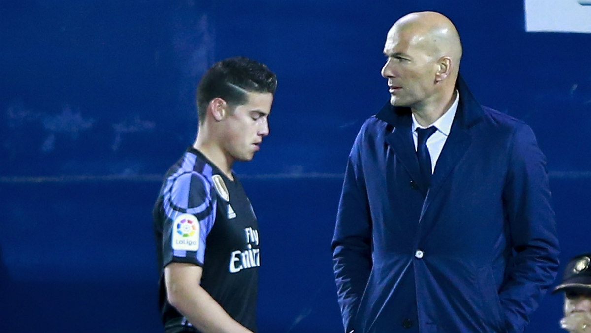 James se retira de Butarque sin saludar a Zidane. (Getty)