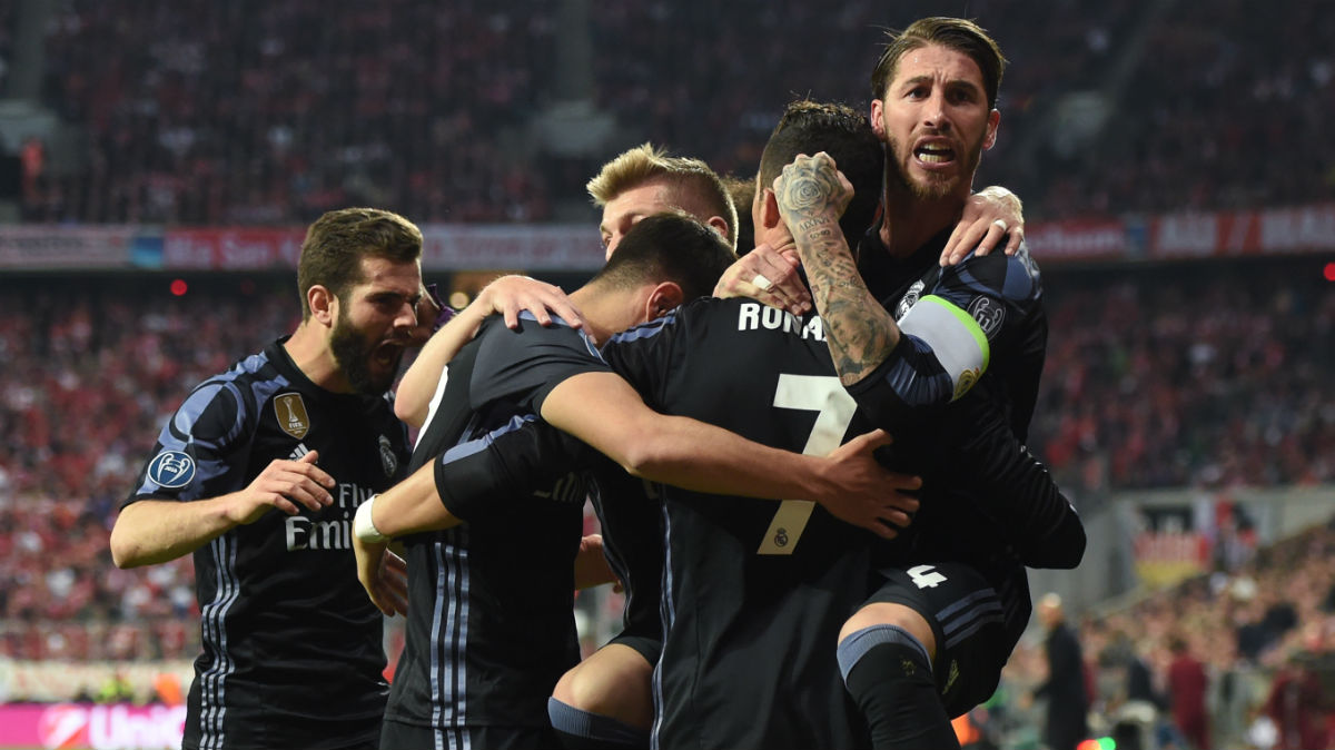 El Real Madrid celebra uno de los goles ante el Bayern. (AFP)