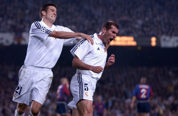 Zidane celebra un gol en un Clásico. (Getty)