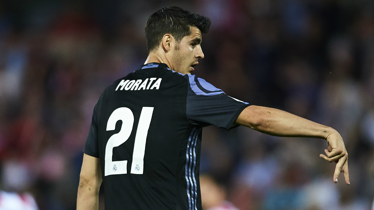 Álvaro Morata celebra uno de sus goles ante el Granada (Getty).