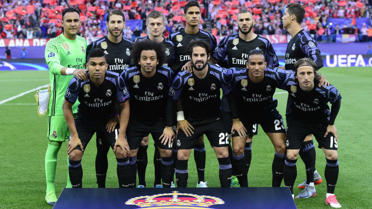 Los jugadores del Real Madrid en el Calderón. (AFP)