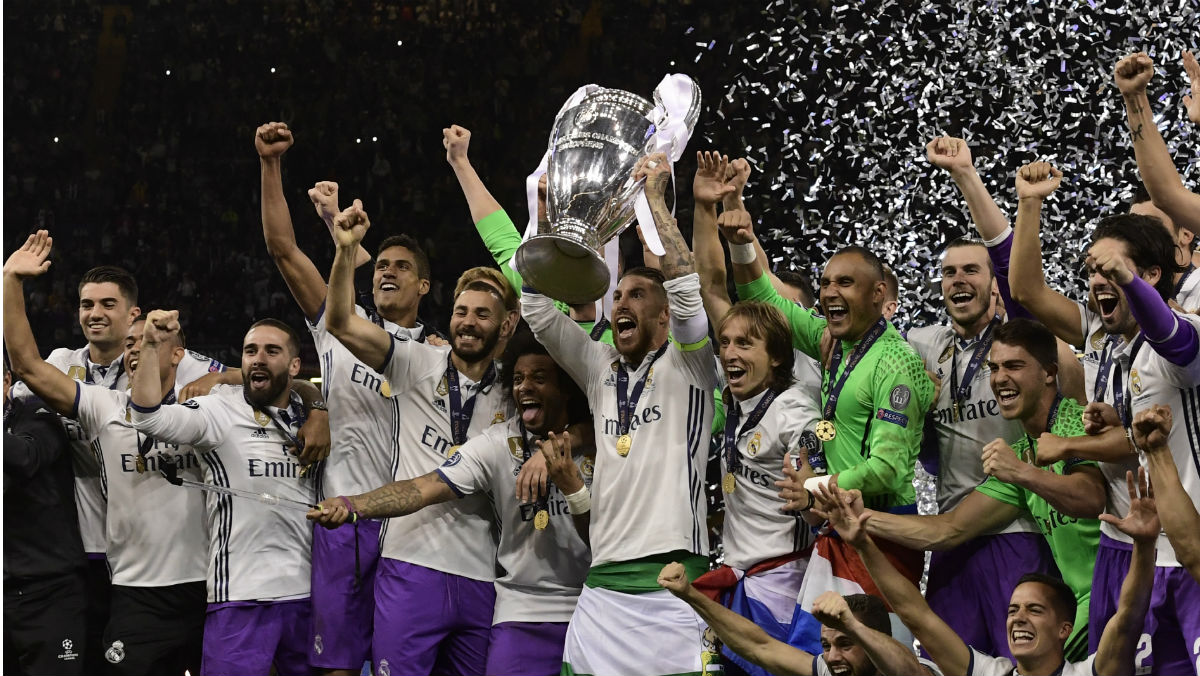 Ramos levantó al cielo de Cardiff la Duodécima. (AFP)