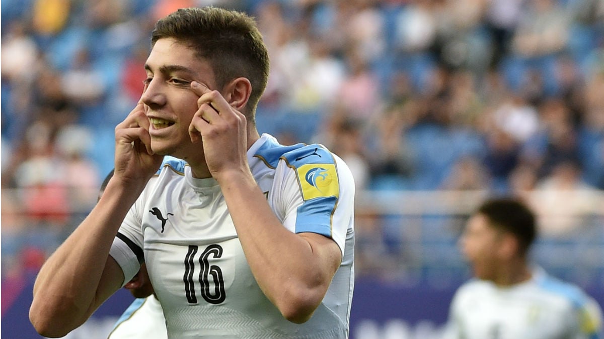 Federico Valverde celebra un gol con Uruguay. (AFP)