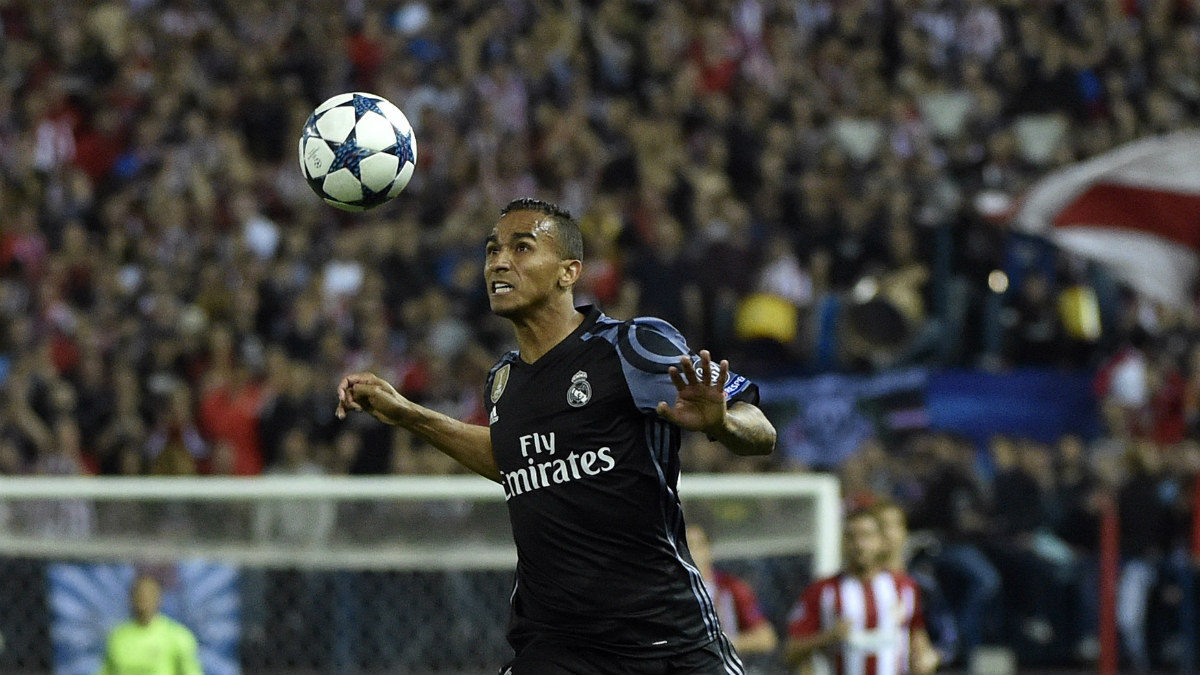 Danilo en el derbi de Champions ante el Atlético de Madrid, disputado en el Vicente Calderón (AFP).