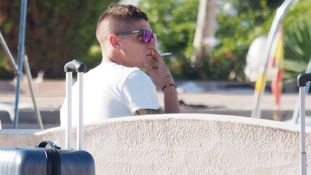 Marco Verratti es pillado fumando en Ibiza. (Gtre)