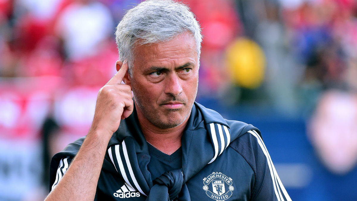 Jose Mourinho durante un partido de pretemporada con el United. (Getty)