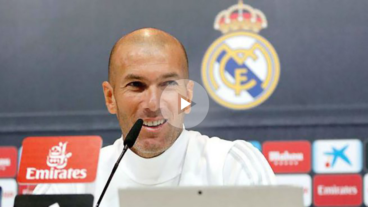 Zidane durante una rueda de prensa. (Realmadrid.com)