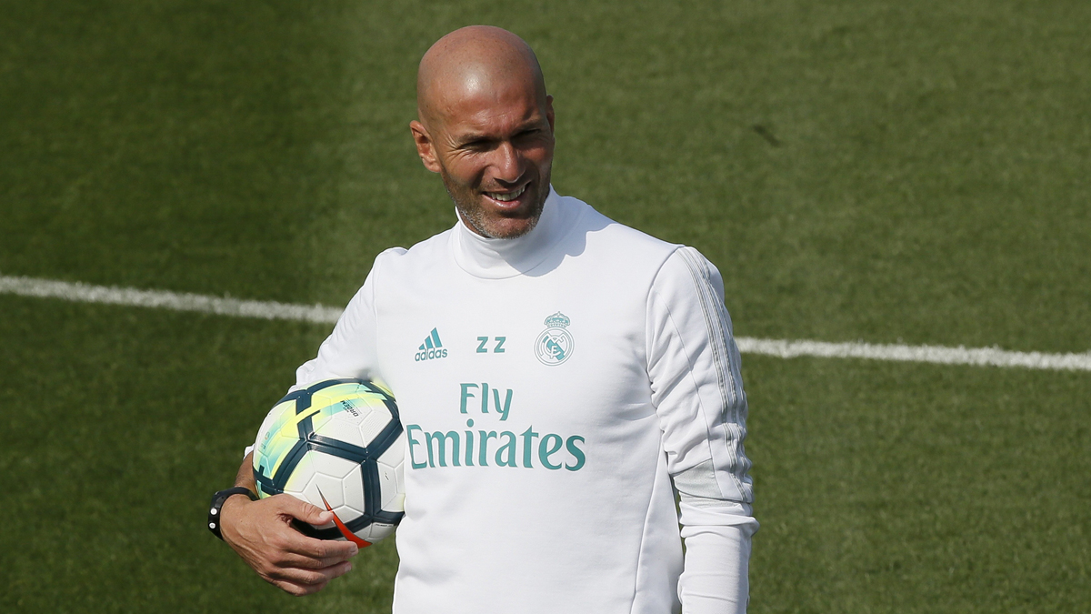 Zidane, durante el entrenamiento de este viernes (EFE).