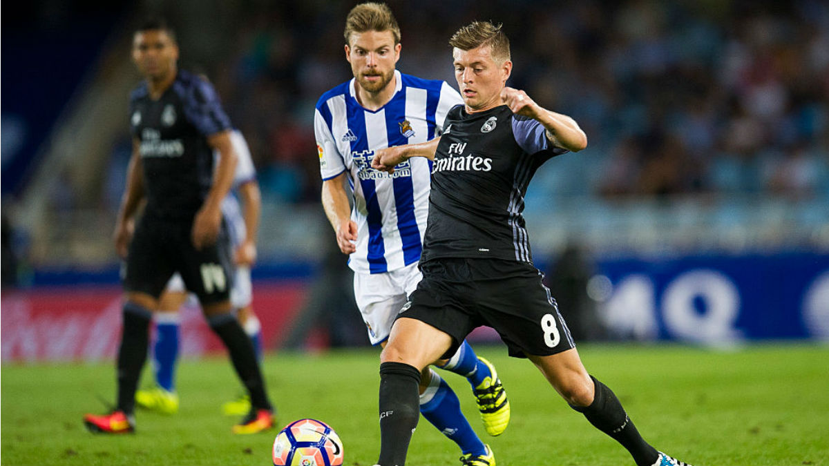 Illarra lucha con Kroos por un balón, la pasada temporada (Getty).